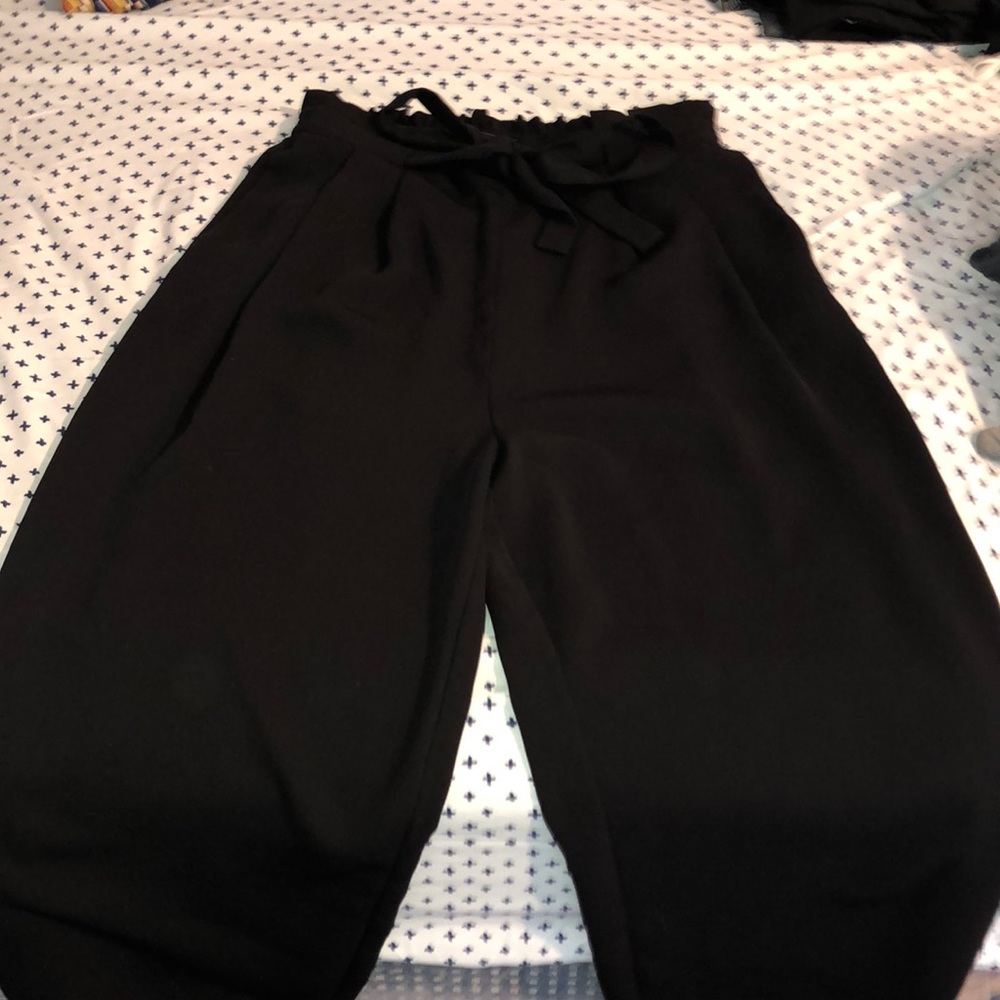 Wide cropped pants